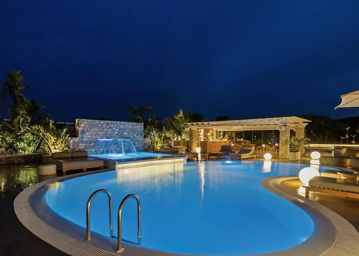 Orabel Suites Santorini (Adults Only)